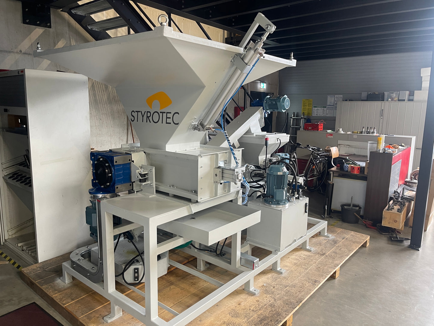Brikettierpresse MSP 120 ZK mit Zerkleinerer