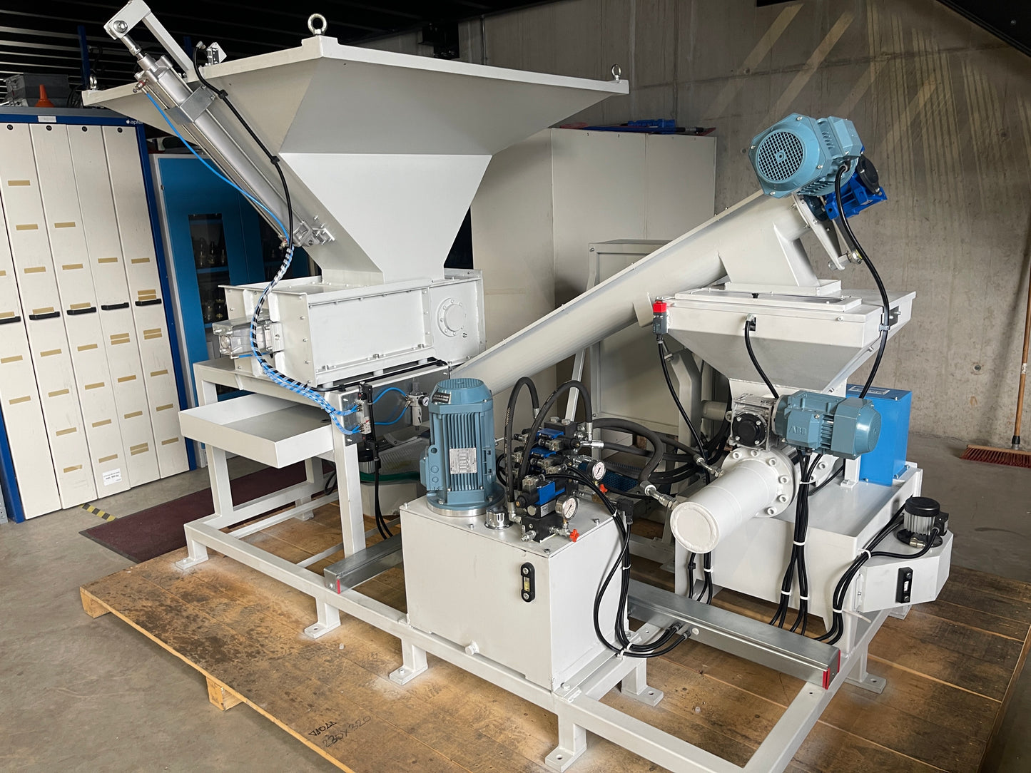 Brikettierpresse MSP 120 ZK mit Zerkleinerer
