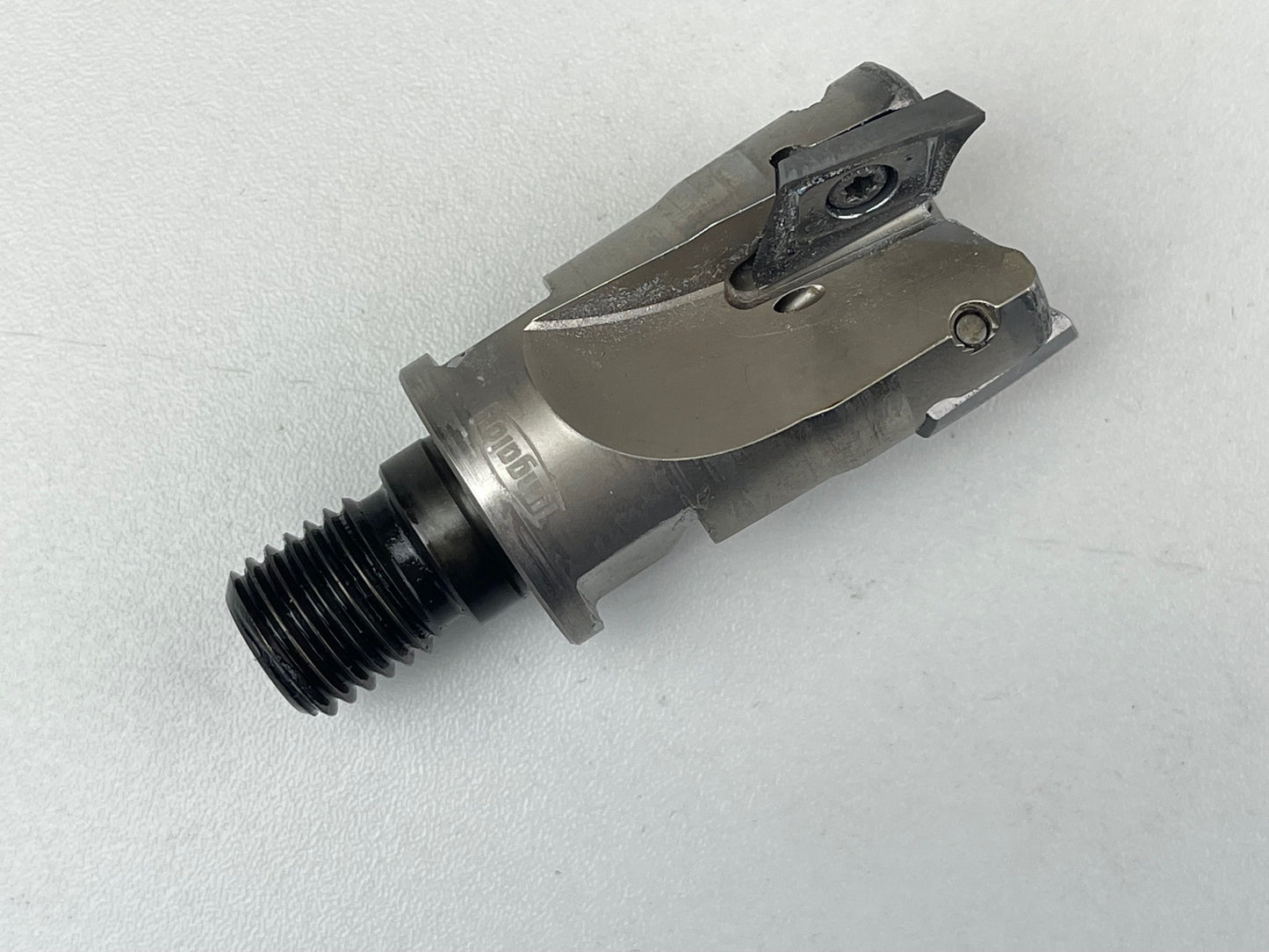 Schaft Eckfräser Ø 32 mm, 3 Schneiden, aufschraubbar M16, gebraucht Tungaloy