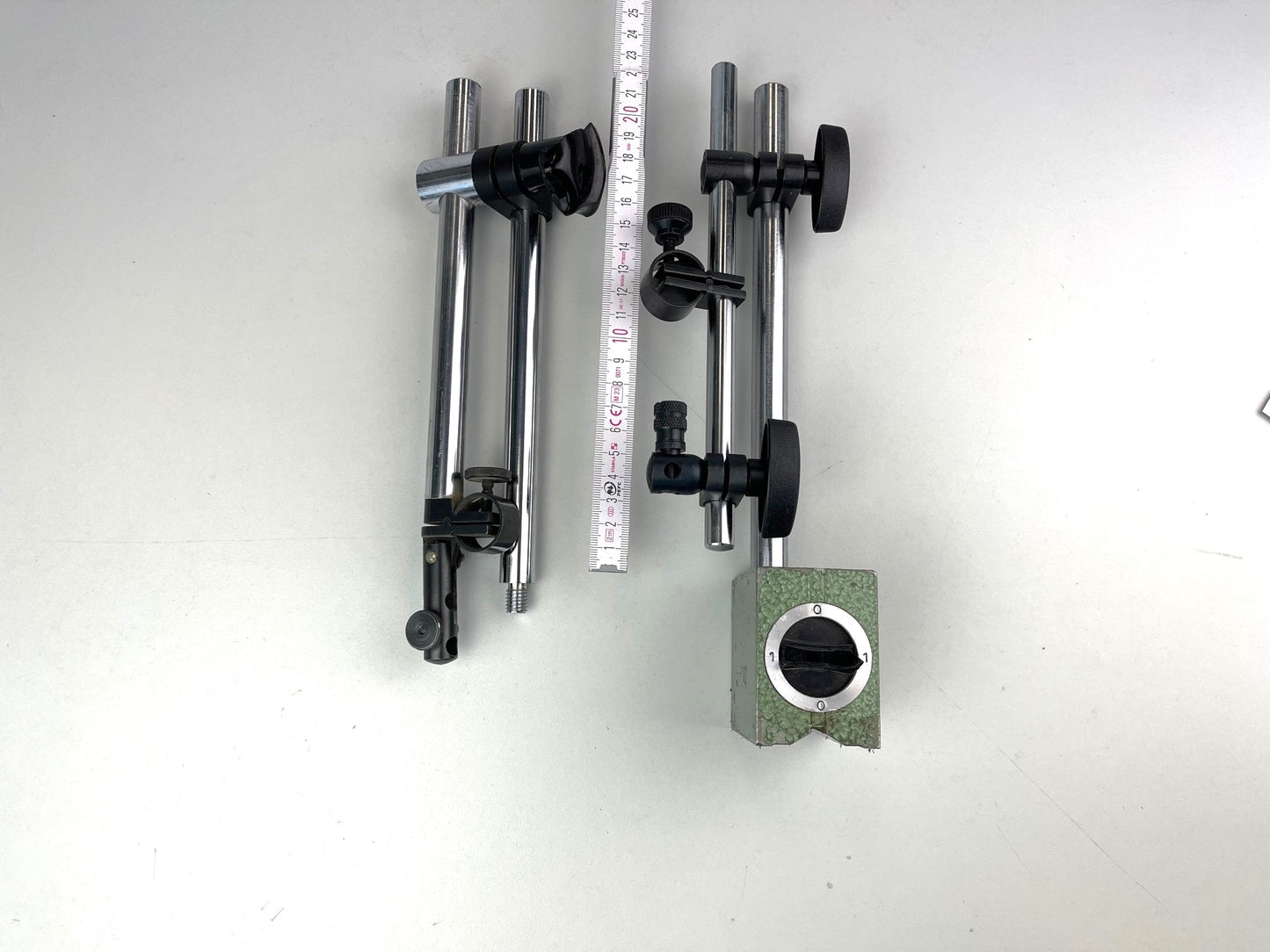 Messstativ 400 mm Ausladung, mechanische Klemmung, gebraucht