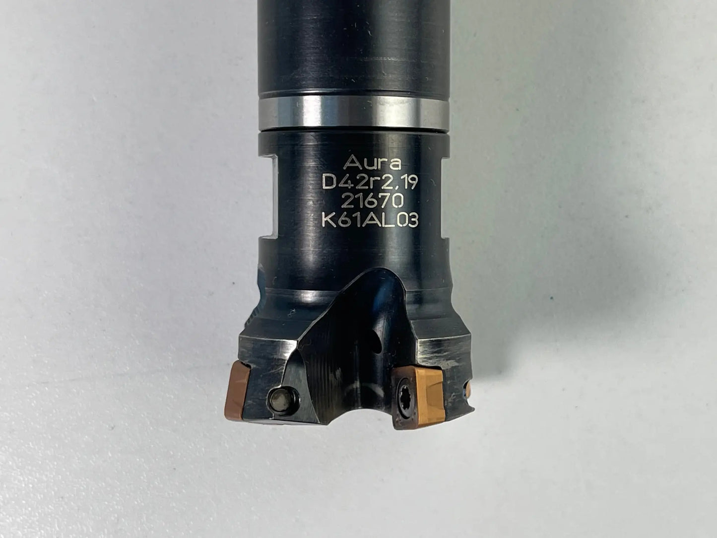 HSC Messerkopf von Aura, gebraucht, Ø 42 mm R2 Einschraubfräser mit HSK 63A Aufnahme 21670 K61AL03