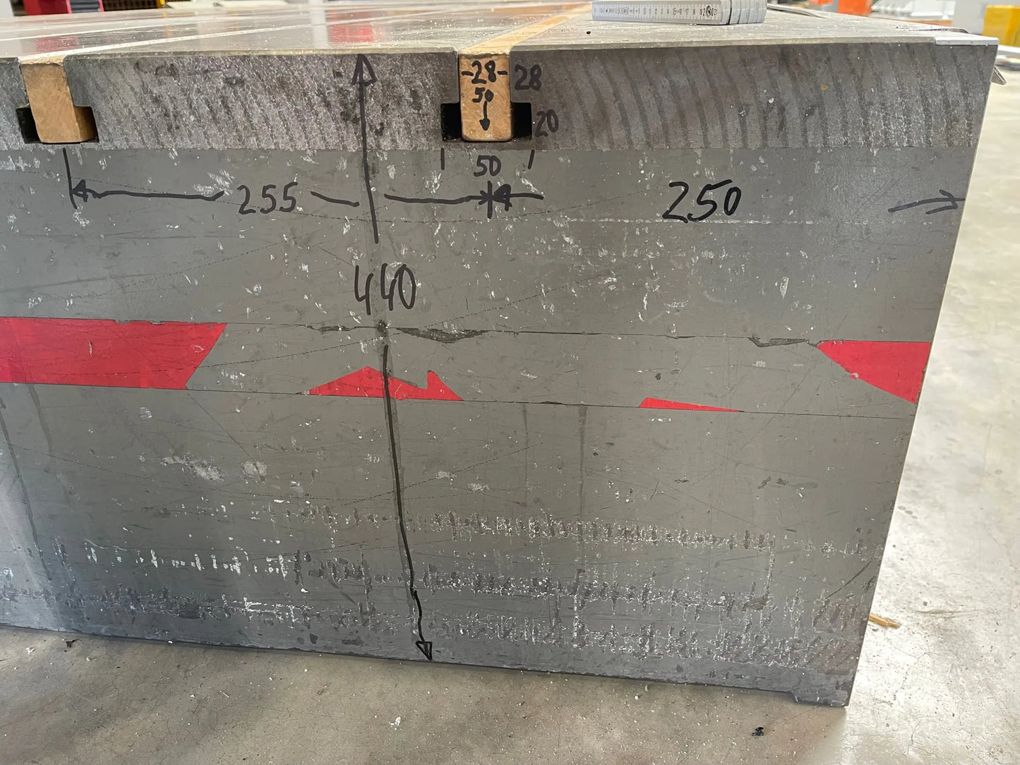 Gusstisch Maschinentisch Stolle mit T-Nuten, 2800 x 5600 mm gebraucht