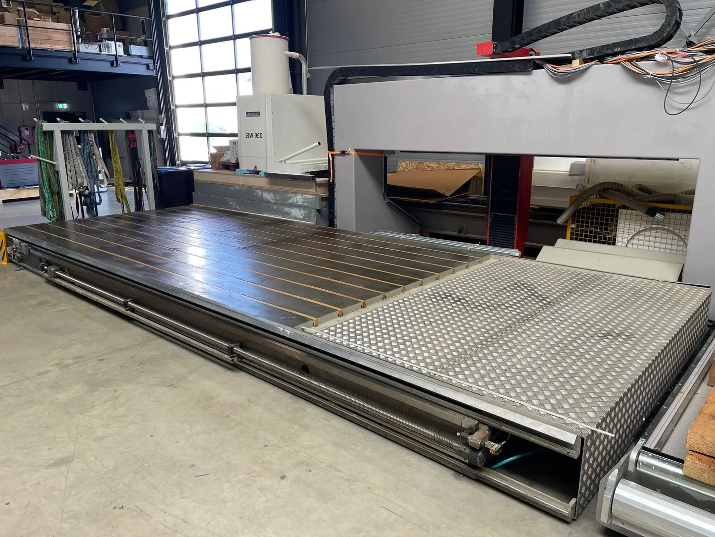 Gusstisch Maschinentisch Stolle mit T-Nuten, 2800 x 5600 mm gebraucht