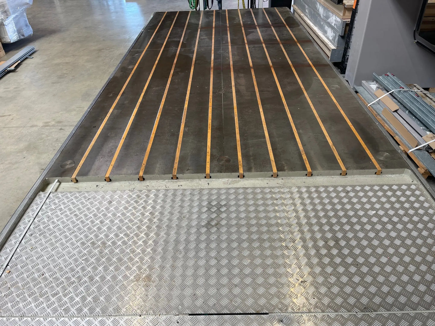 Gusstisch Maschinentisch Stolle mit T-Nuten, 2800 x 5600 mm gebraucht