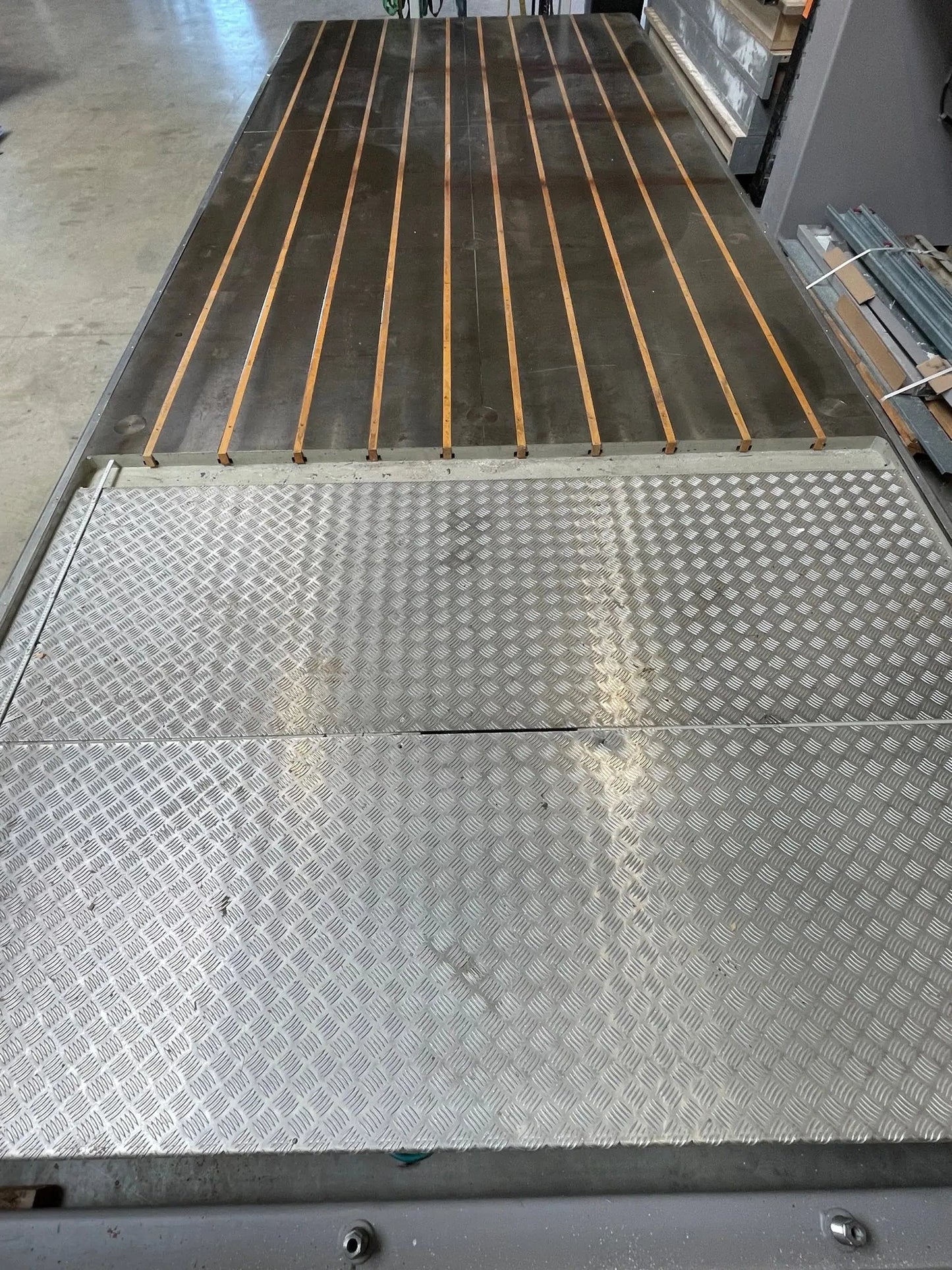 Gusstisch Maschinentisch Stolle mit T-Nuten, 2800 x 5600 mm gebraucht