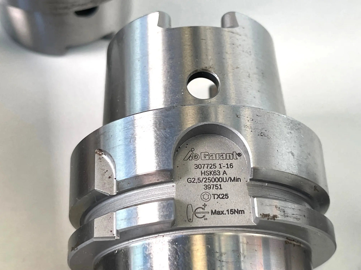 NC Kurz Bohr futter HSK 63A Innenkühlung, Garant 307725 neuwertig