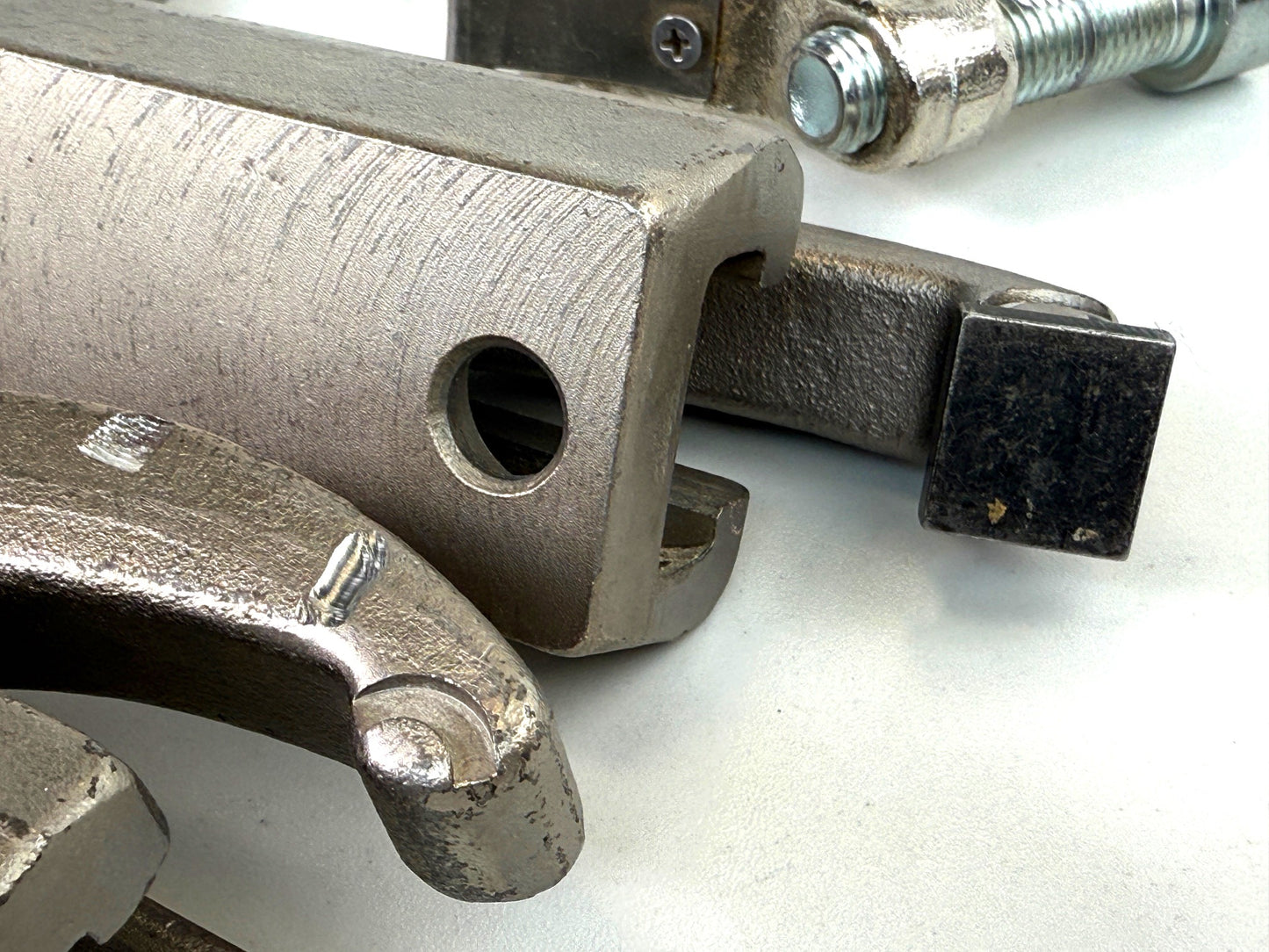 Lenzkes LH 12 Niederspanner, Spannpratze gebraucht #60552