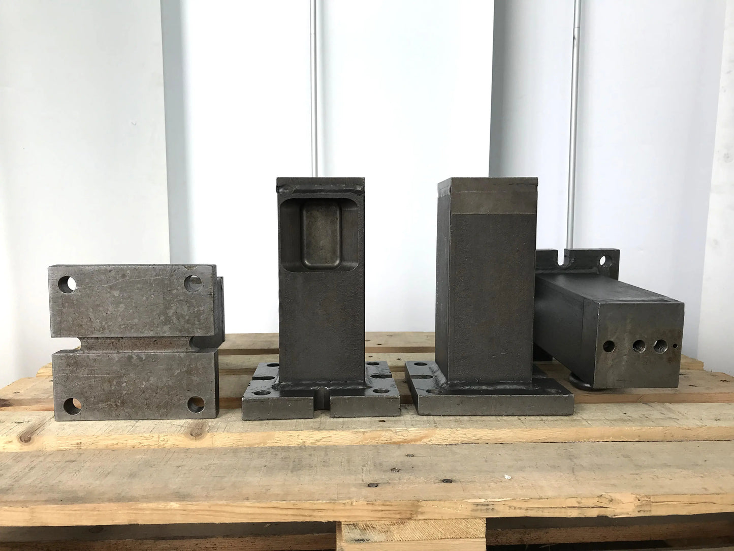 Aufspann Säulen massiv Stahl H 320, 120x120mm gebraucht